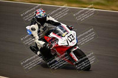 media/Feb-16-2024-CRA (Fri) [[3bc3e7055d]]/Group B/Session 5 (Turn 4)/